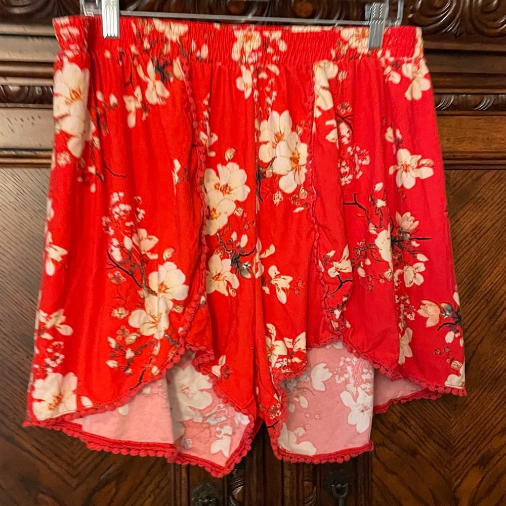 High low shorts